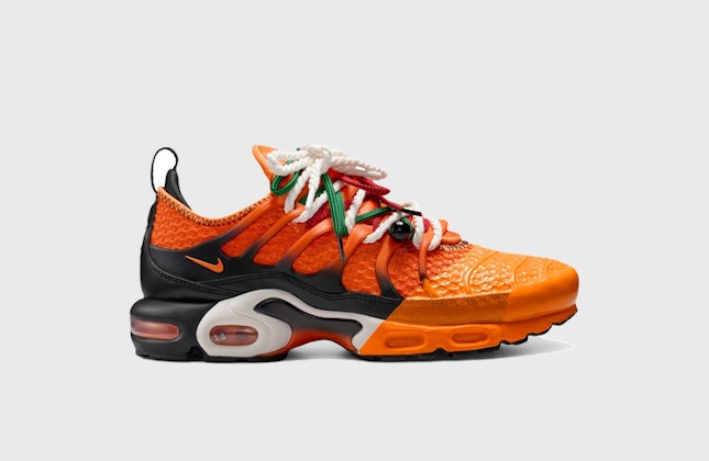 HOMECOMING x Nike Air Max Plus Safety Orange HOMECOMING x Nike Air Max Plus Safety Orange