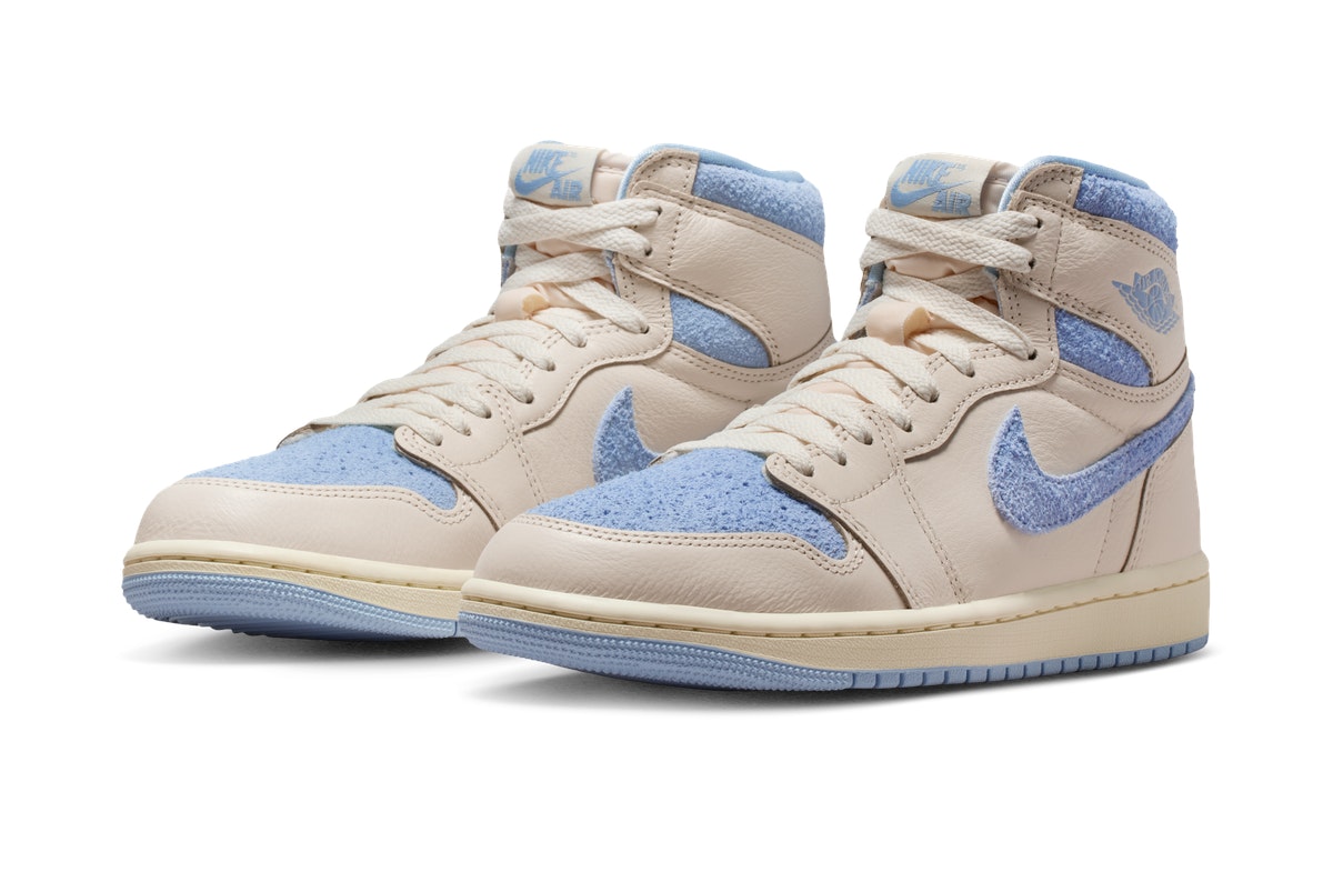 Nike Air Jordan 1 High OG Psychic Blue Nike Air Jordan 1 High OG Psychic Blue