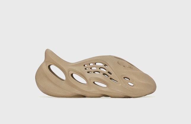 adidas Yeezy Foam Runner "Clay Taupe" adidas Yeezy Foam Runner "Clay Taupe"