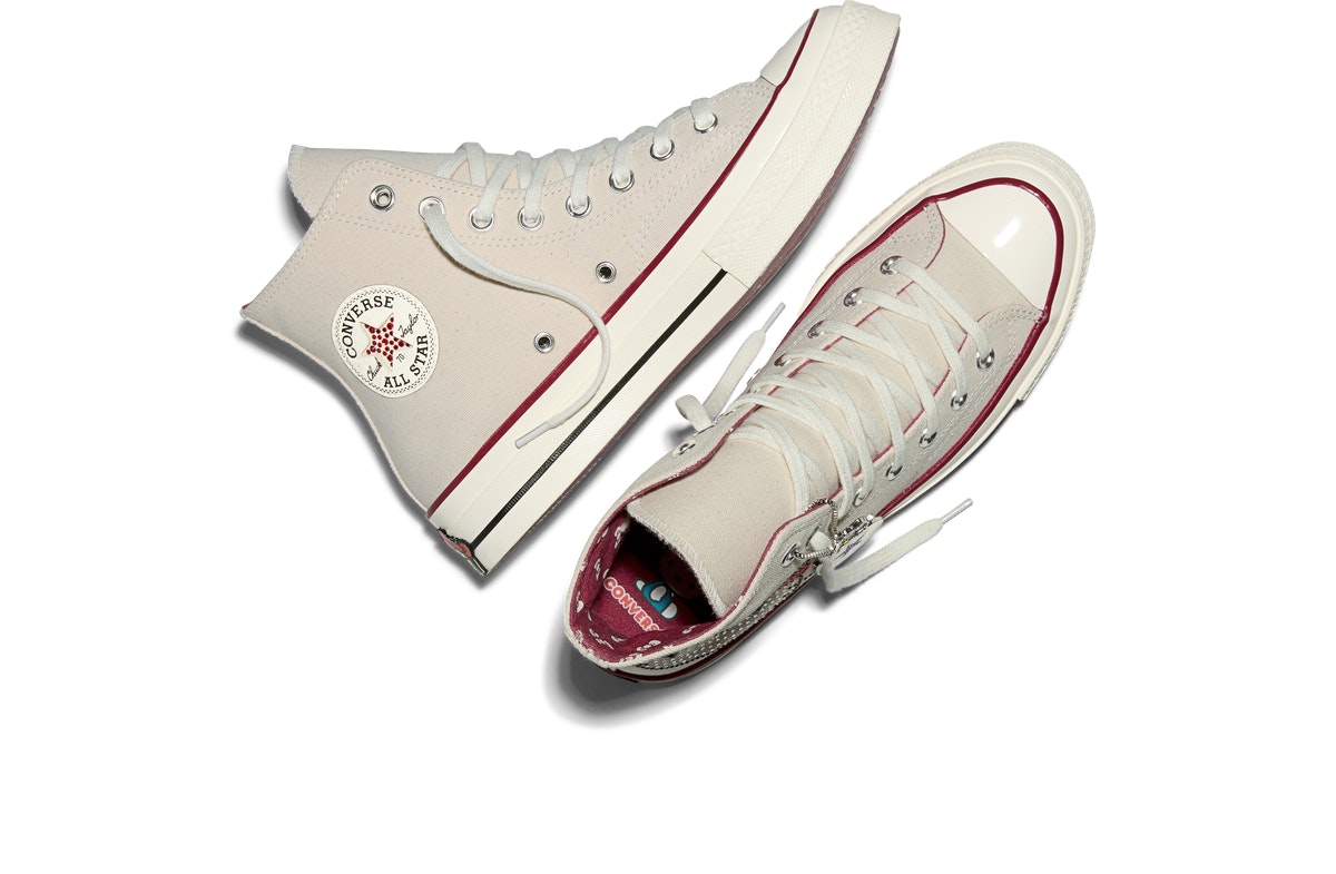 Hello Kitty x Swarovski x Converse Chuck Taylor 70 Hello Kitty x Swarovski x Converse Chuck Taylor 70