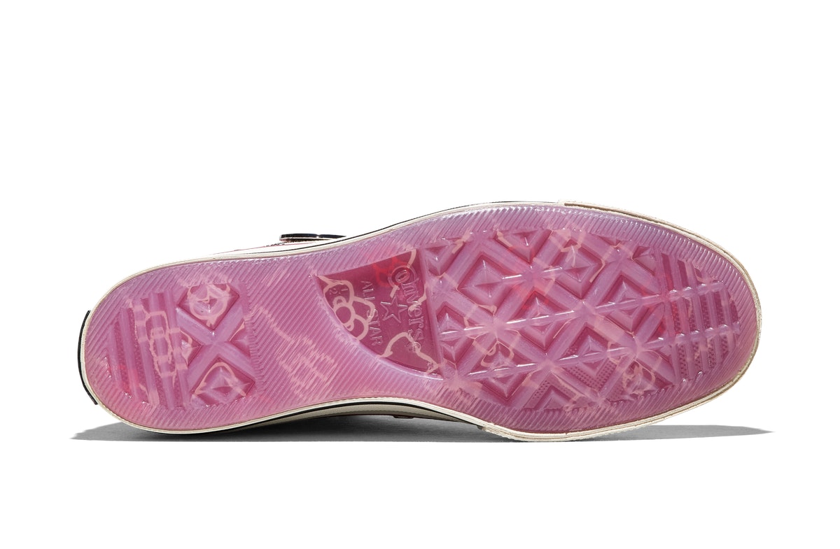 Hello Kitty x Swarovski x Converse Chuck Taylor 70 Hello Kitty x Swarovski x Converse Chuck Taylor 70