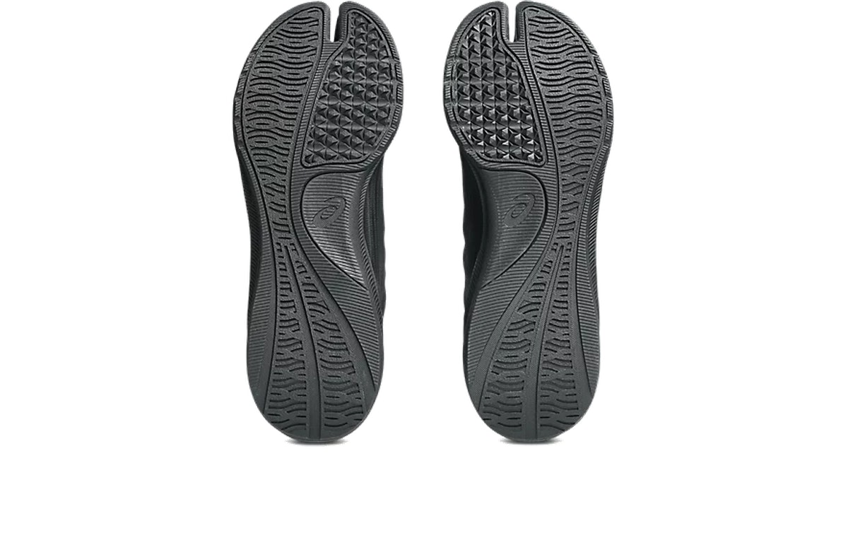 Kiko Kostadinov x Asics ILARGI FF Carbon