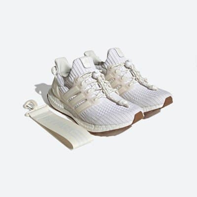 IVY Park x adidas Ultra Boost "Core White" IVY Park x adidas Ultra Boost "Core White"
