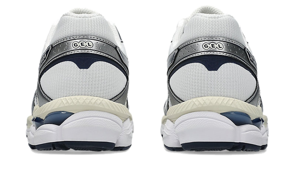 Asics Gel-Cumulus 16 White Midnight