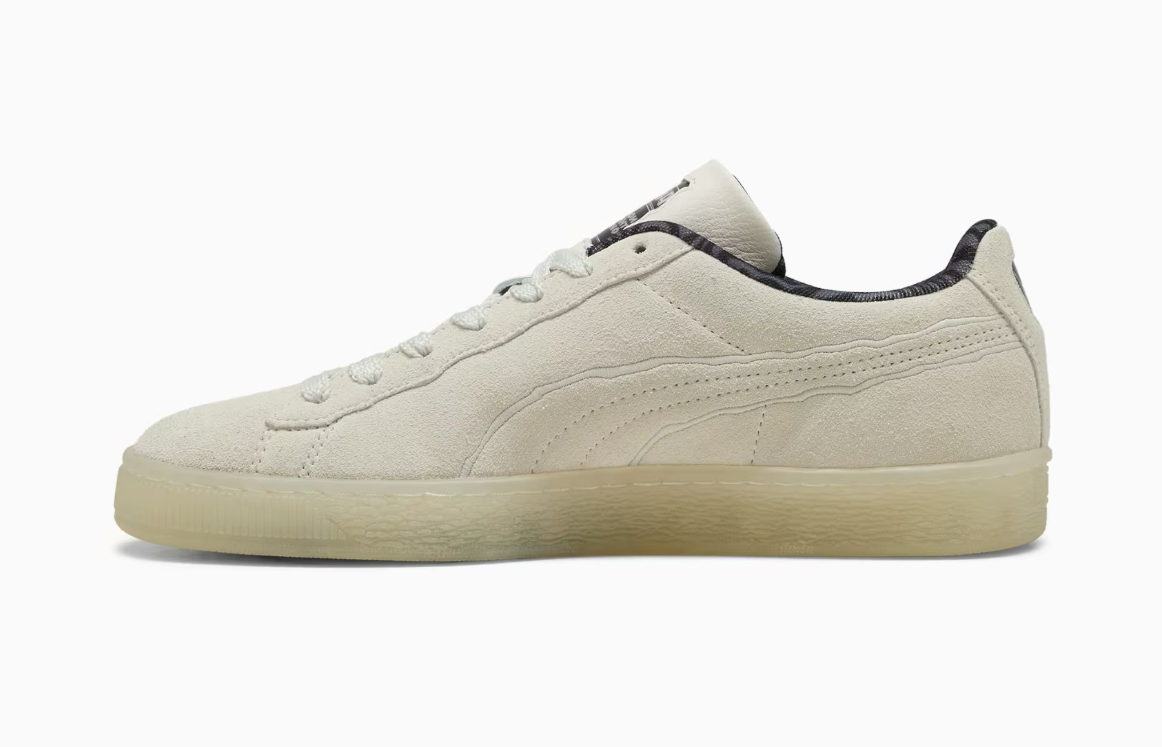 Casper x Puma Suede "Glow in the Dark" Casper x Puma Suede "Glow in the Dark"