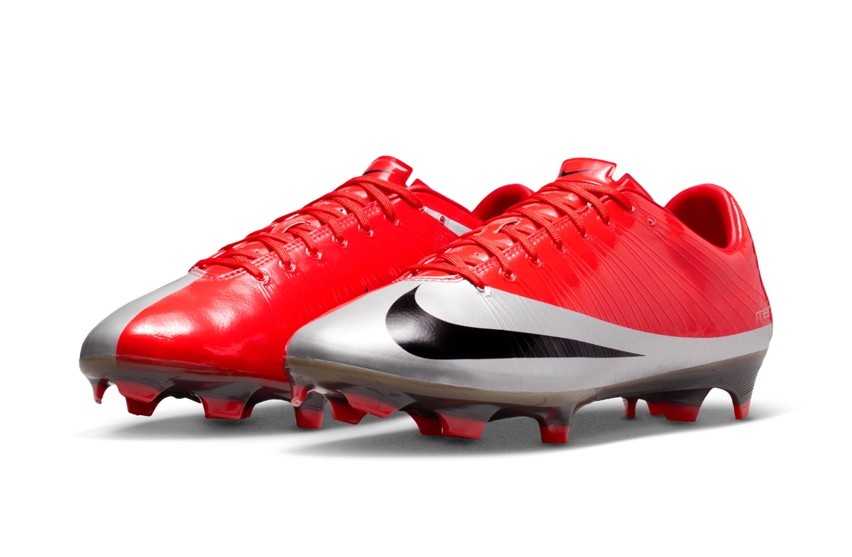 Cristiano Ronaldo x Nike Mercurial Superfly 1 Max Orange