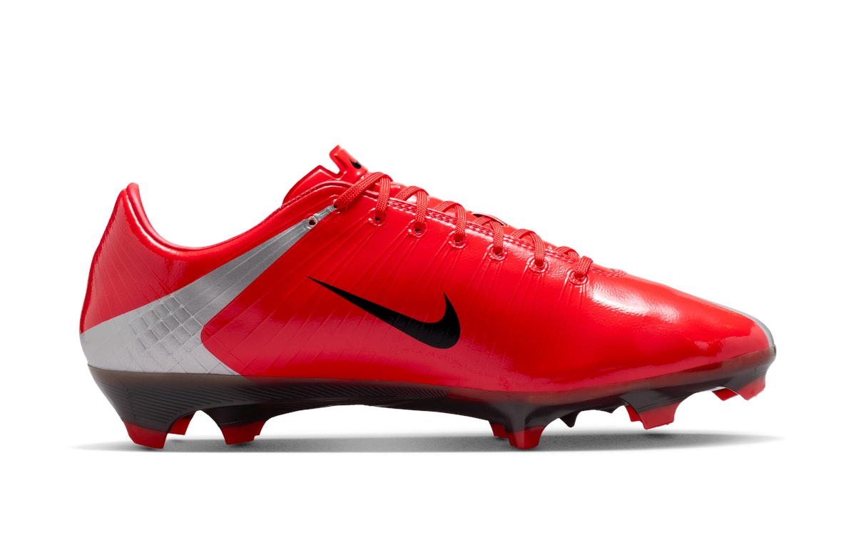 Cristiano Ronaldo x Nike Mercurial Superfly 1 Max Orange