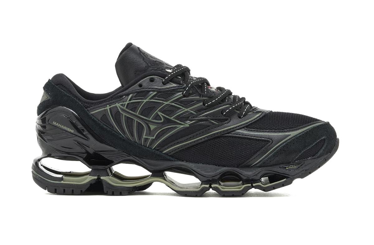 Maharishi x Mizuno SL Wave Prophecy Black