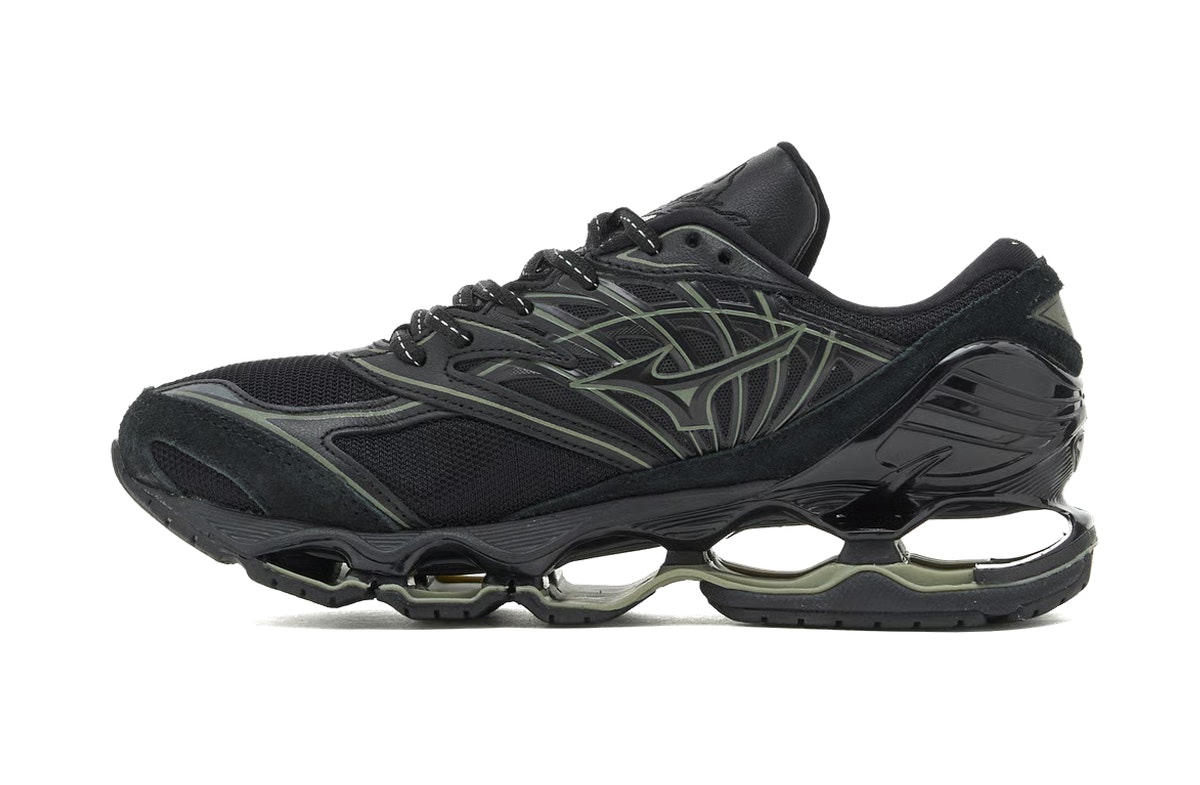 Maharishi x Mizuno SL Wave Prophecy Black