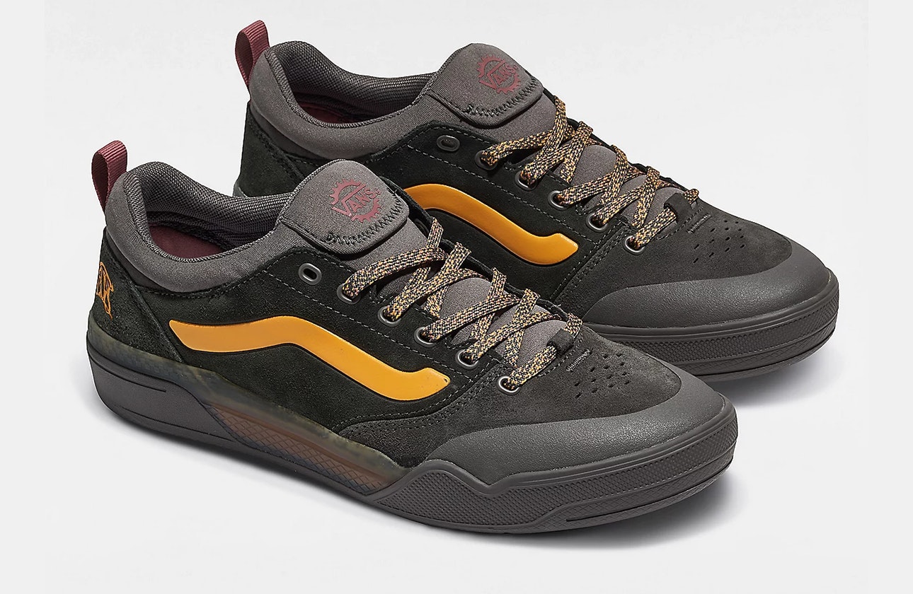 Lewis Mills x Vans BMX Peak "Suede Grey" Lewis Mills x Vans BMX Peak "Suede Grey"