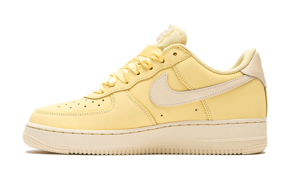 Nike Air Force 1 Retro PRM Ribbon Lace Soft Yellow Nike Air Force 1 Retro PRM Ribbon Lace Soft Yellow
