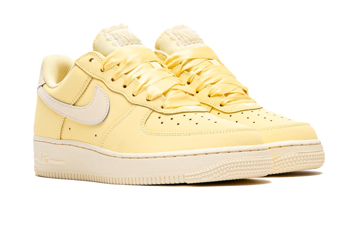 Nike Air Force 1 Retro PRM Ribbon Lace Soft Yellow Nike Air Force 1 Retro PRM Ribbon Lace Soft Yellow