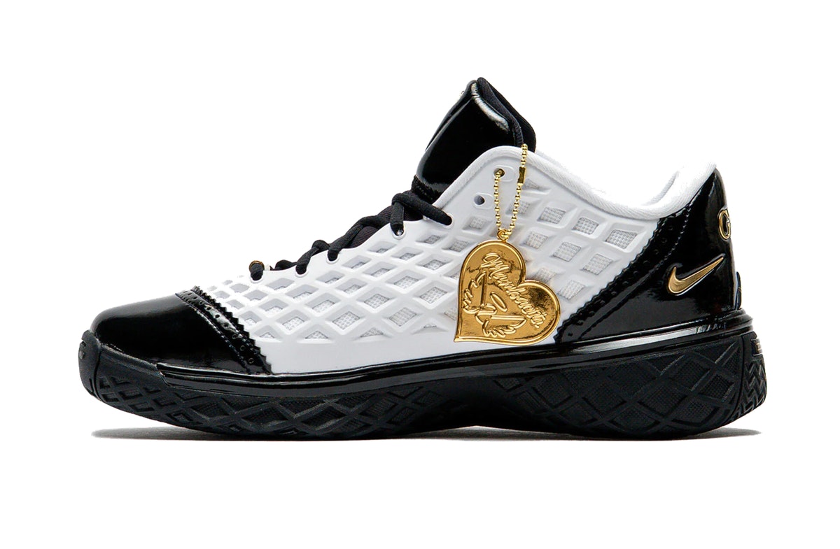 Nike Kobe 3 Low Protro Mambacita