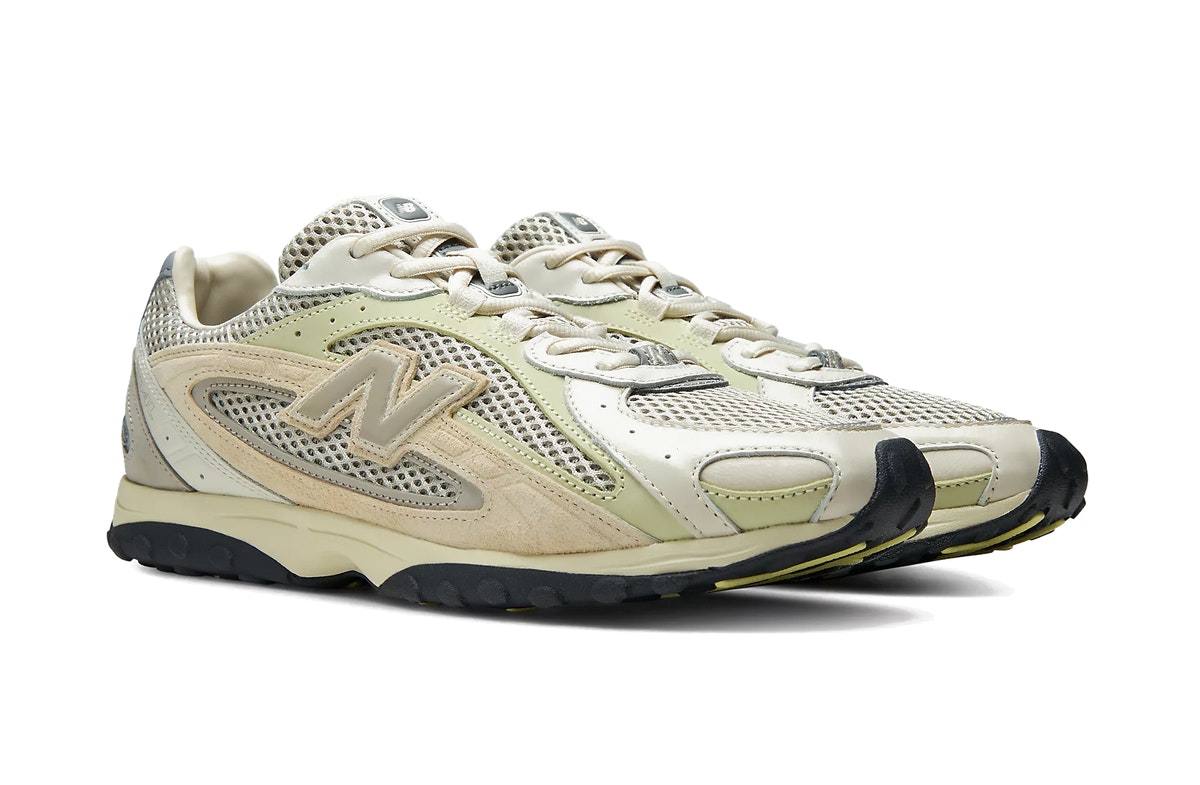 AURALEE x New Balance 204L Plaza Taupe