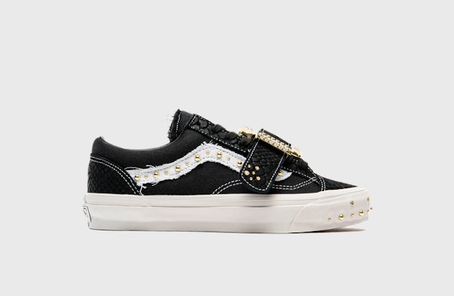 Metagirl x Vans LX Old Skool 36 Buckle Black Metagirl x Vans LX Old Skool 36 Buckle Black
