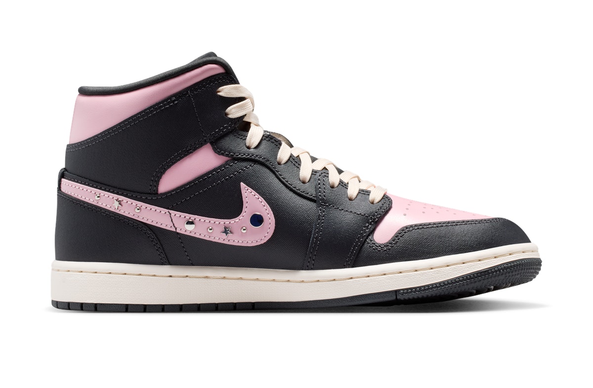 Nike Air Jordan 1 Mid Iced Carmine Nike Air Jordan 1 Mid Iced Carmine