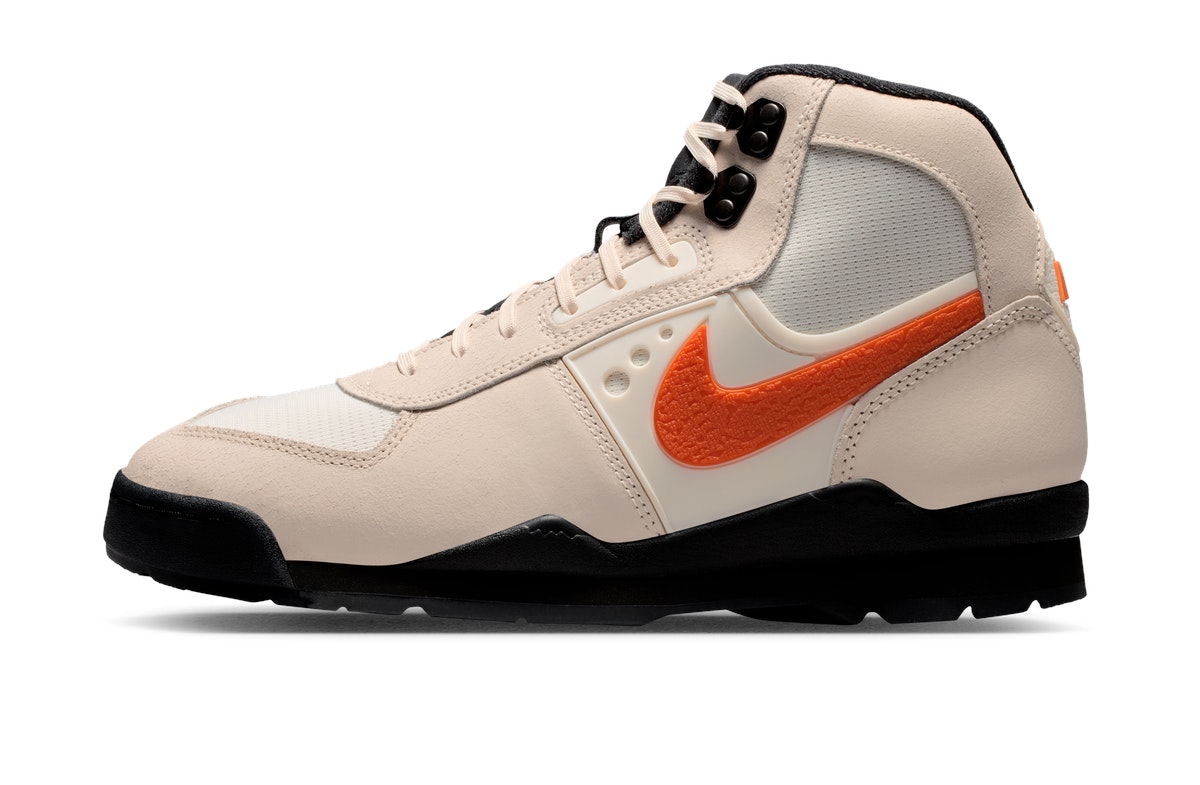 Nike Baltoro QS Chalk Safety Orange