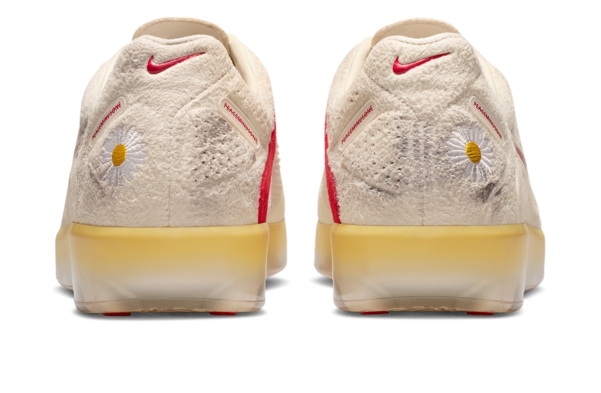 PEACEMINUSONE x Nike Cryoshot CTR360 Maestri II South Korea