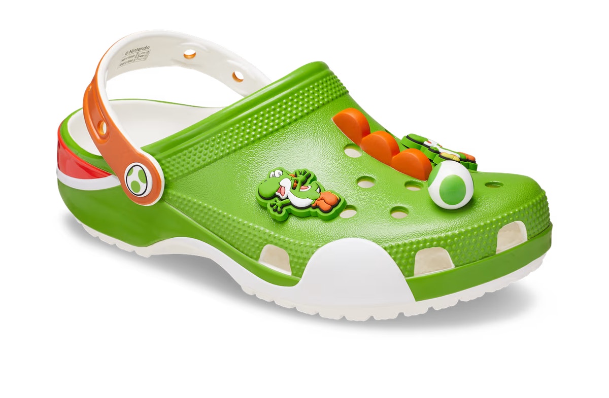 Super Mario x Crocs Classic Clog Yoshi Super Mario x Crocs Classic Clog Yoshi