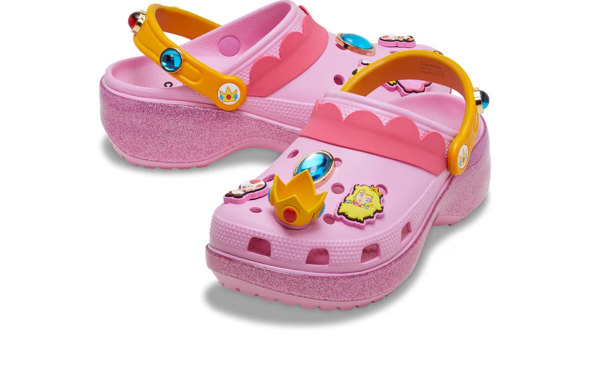 Super Mario x Crocs Classic Platform Clog Princess Peach Super Mario x Crocs Classic Platform Clog Princess Peach