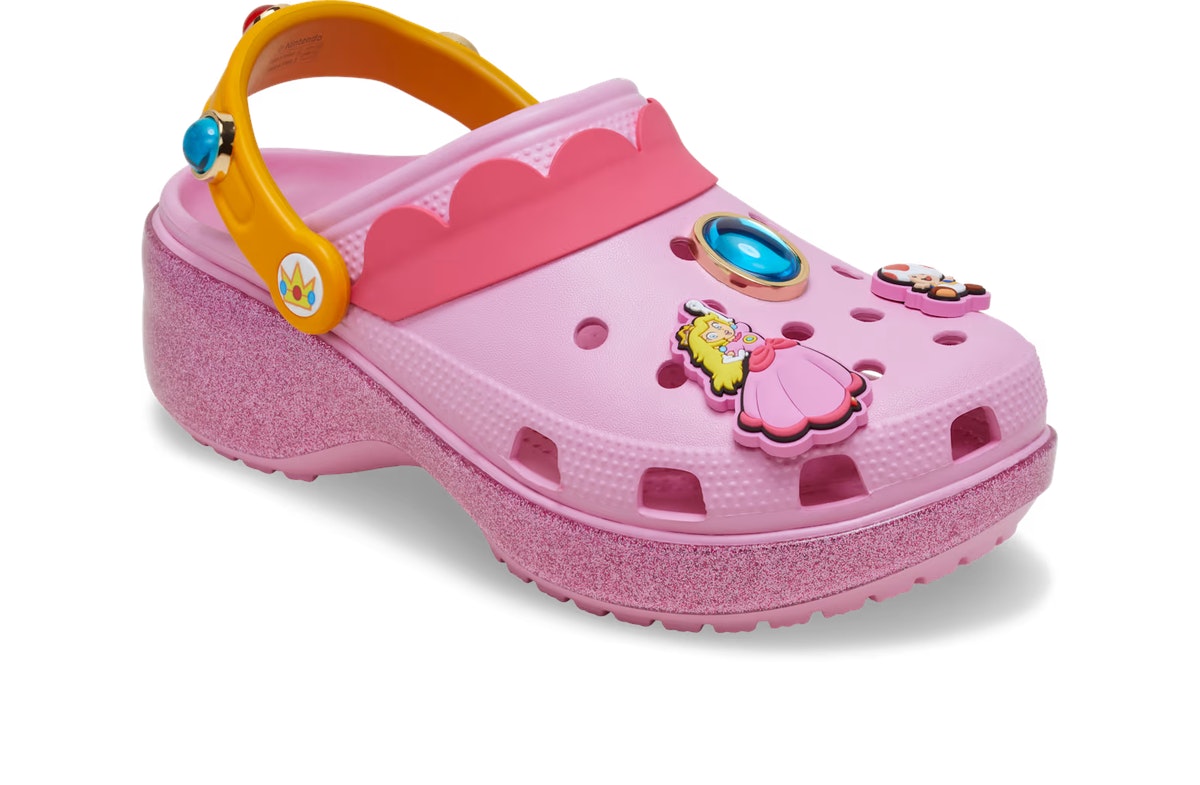 Super Mario x Crocs Classic Platform Clog Princess Peach Super Mario x Crocs Classic Platform Clog Princess Peach