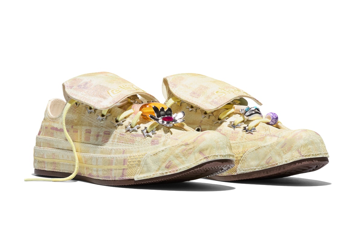 Colina Strada x Converse Chuck 70 Pastel Yellow Colina Strada x Converse Chuck 70 Pastel Yellow