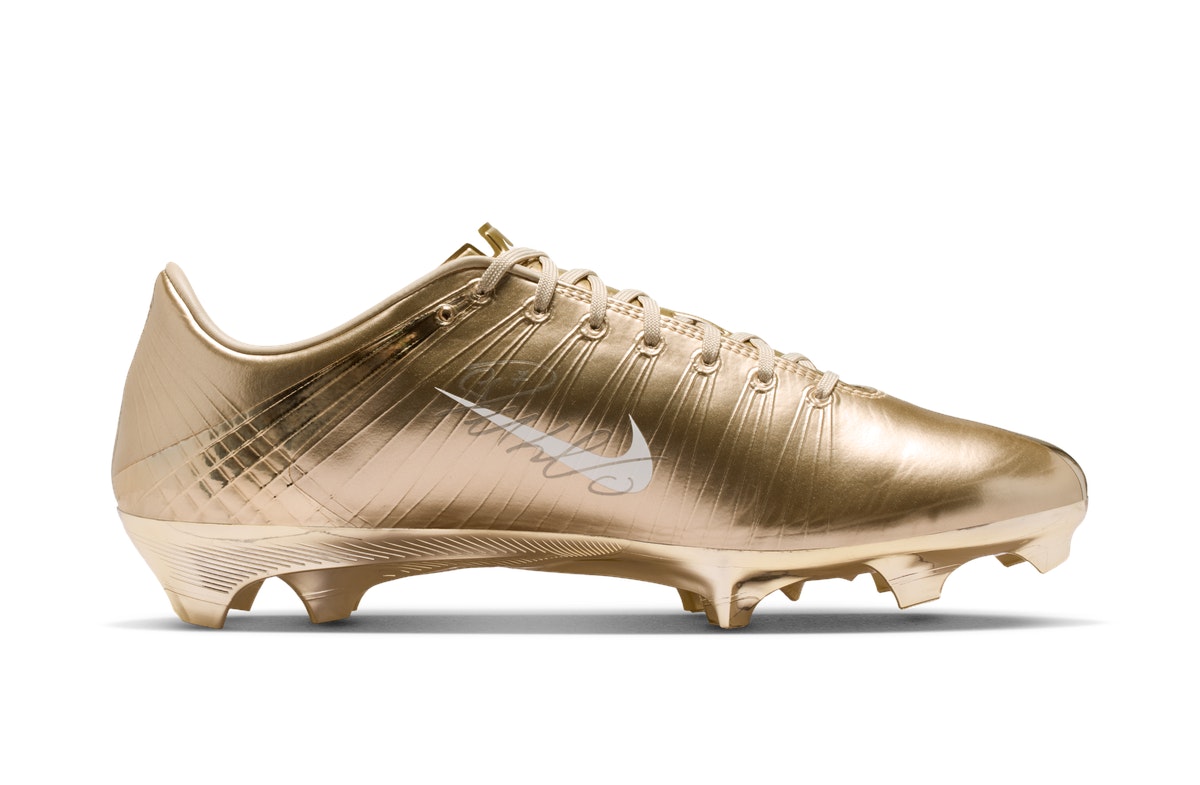CR7 x Nike Mercurial Superfly 1 RGN SE Metallic Gold Star CR7 x Nike Mercurial Superfly 1 RGN SE Metallic Gold Star