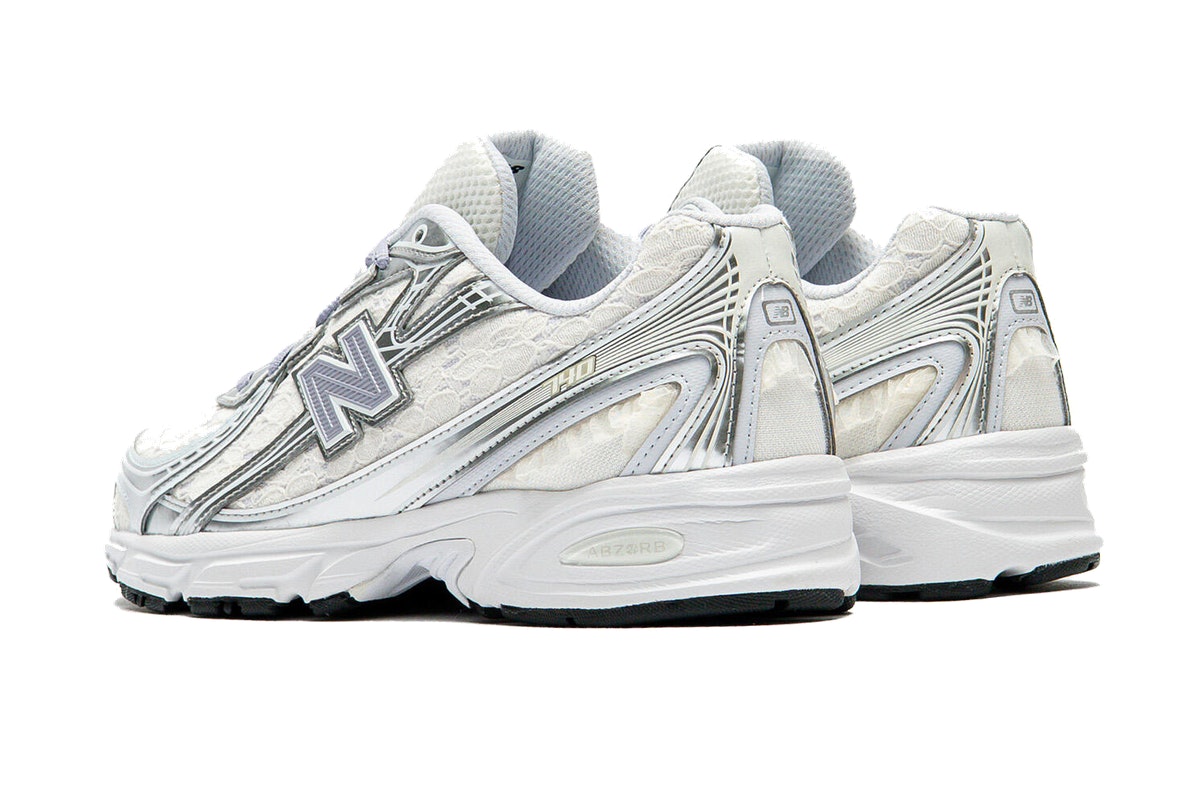 New Balance 740 Linen Silver Metallic New Balance 740 Linen Silver Metallic