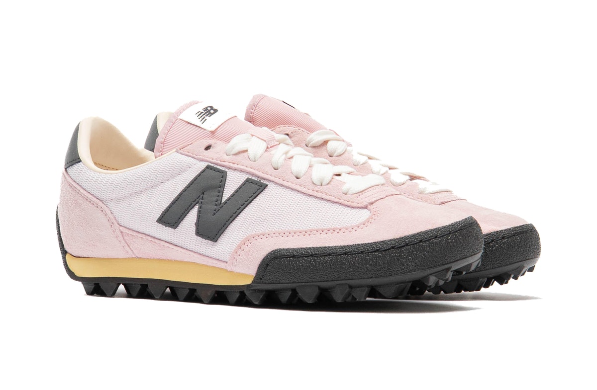 New Balance Gator Run Pink Chalk New Balance Gator Run Pink Chalk