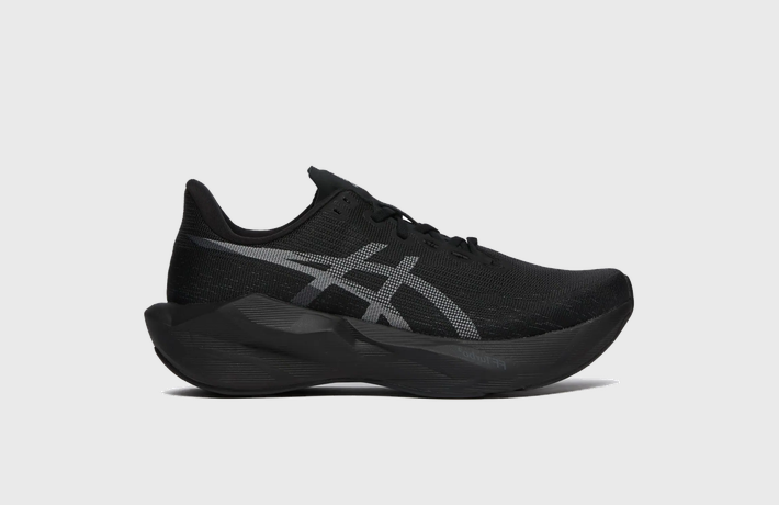 Asics Novablast 6 Black