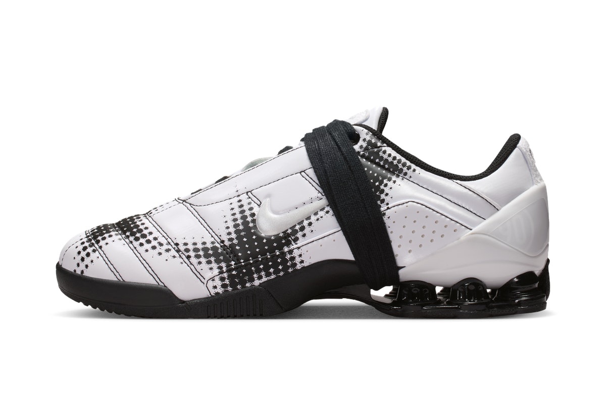 Nike Total 90 Shox Magia White Black Nike Total 90 Shox Magia White Black