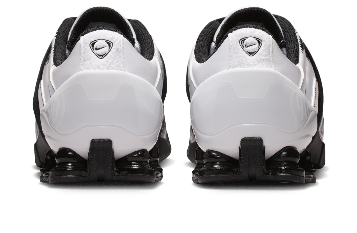 Nike Total 90 Shox Magia White Black Nike Total 90 Shox Magia White Black
