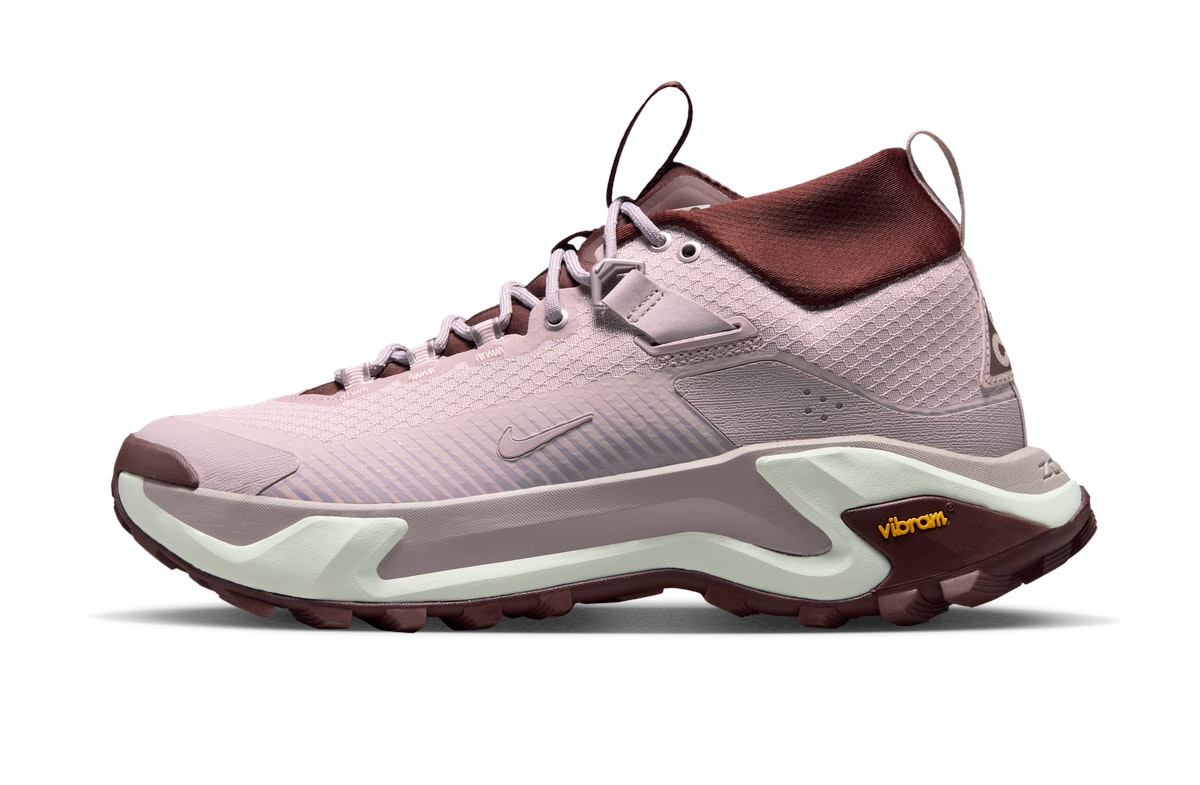 Nike ACG Zegama Hike Platinum Violet Nike ACG Zegama Hike Platinum Violet