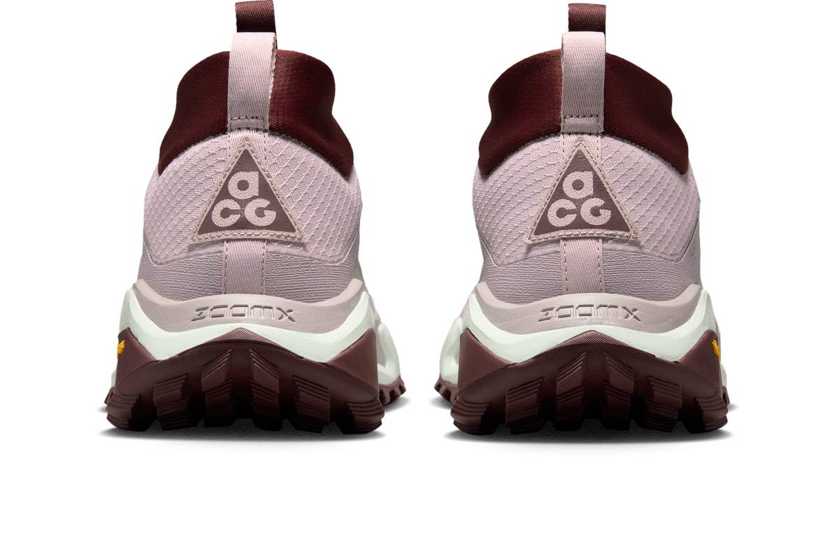Nike ACG Zegama Hike Platinum Violet Nike ACG Zegama Hike Platinum Violet