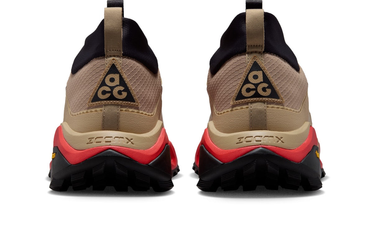 Nike ACG Zegama Hike British Khaki Nike ACG Zegama Hike British Khaki