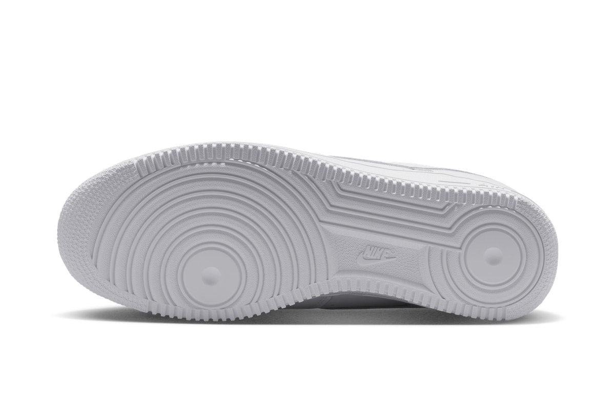 Nike Air Force 1 Triple White 2001 Shape Nike Air Force 1 Triple White 2001 Shape