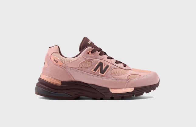 New Balance 992 Made in USA Pink Chalk