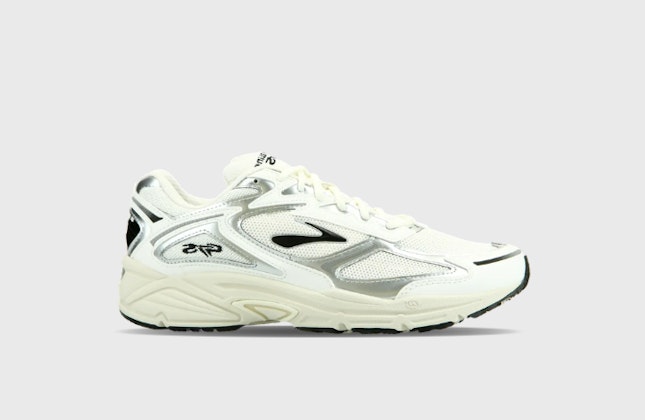 Brooks Adrenaline GTS 4 Coconut Milk Brooks Adrenaline GTS 4 Coconut Milk