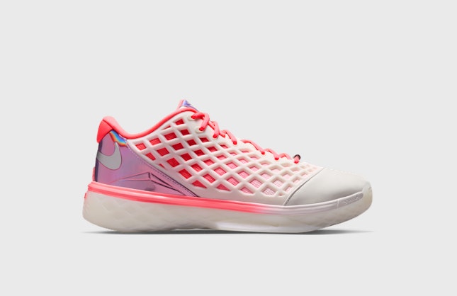 Nike Kobe 3 Low Protro WNBA Hot Punch