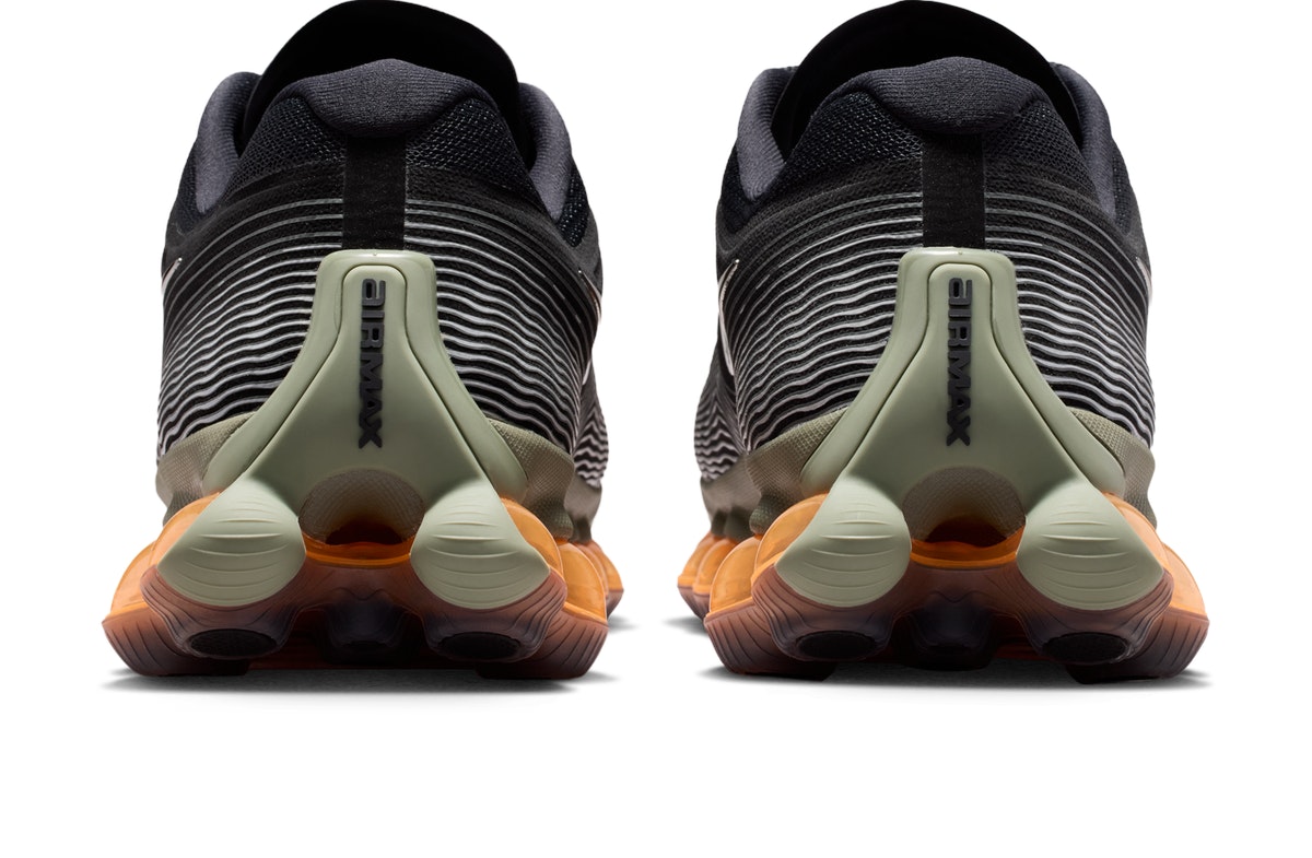 Nike Air Liquid Max Black Metallic