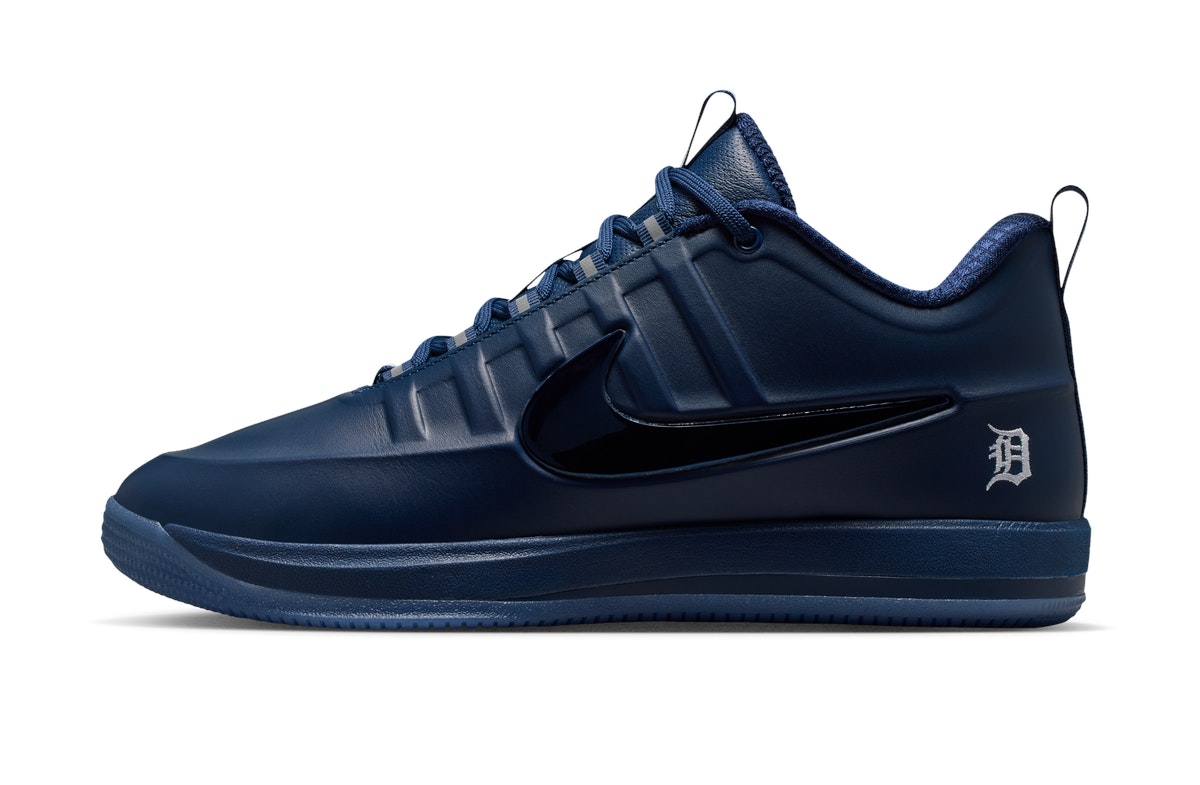 Nike Book 2 Tigers Nike Book 2 Tigers