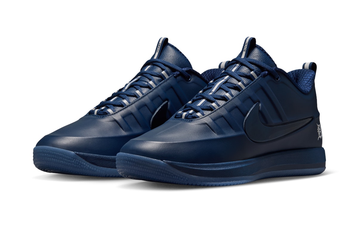 Nike Book 2 Tigers Nike Book 2 Tigers