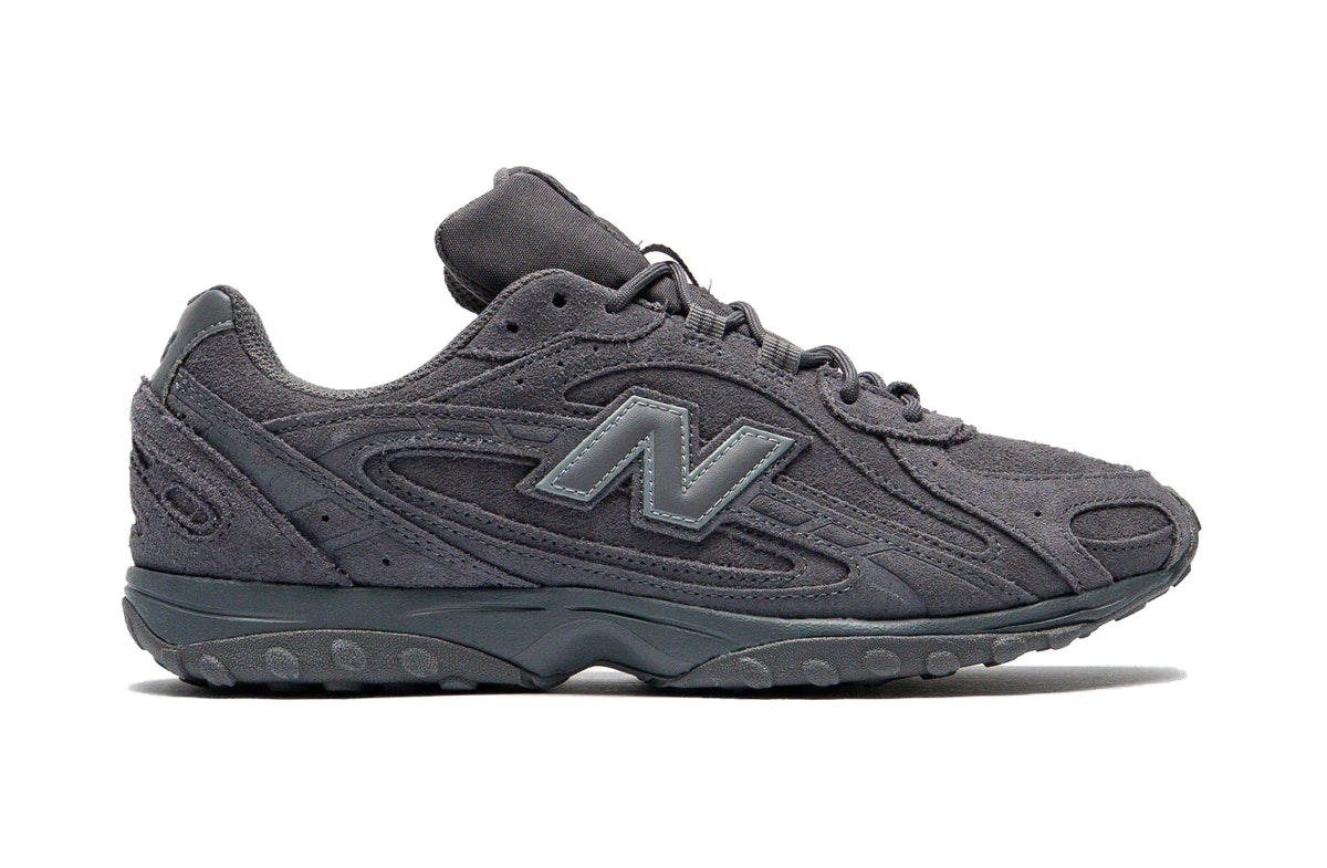 New Balance 204L Magnet
