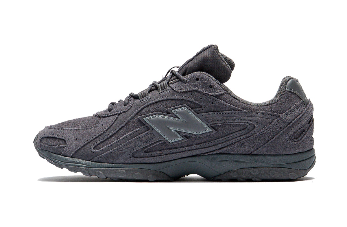 New Balance 204L Magnet