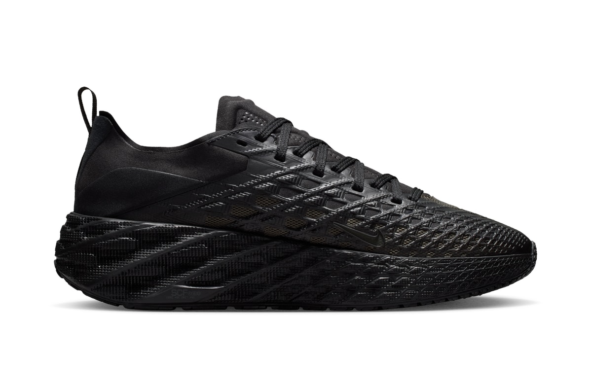 Nike Ava Edge Black