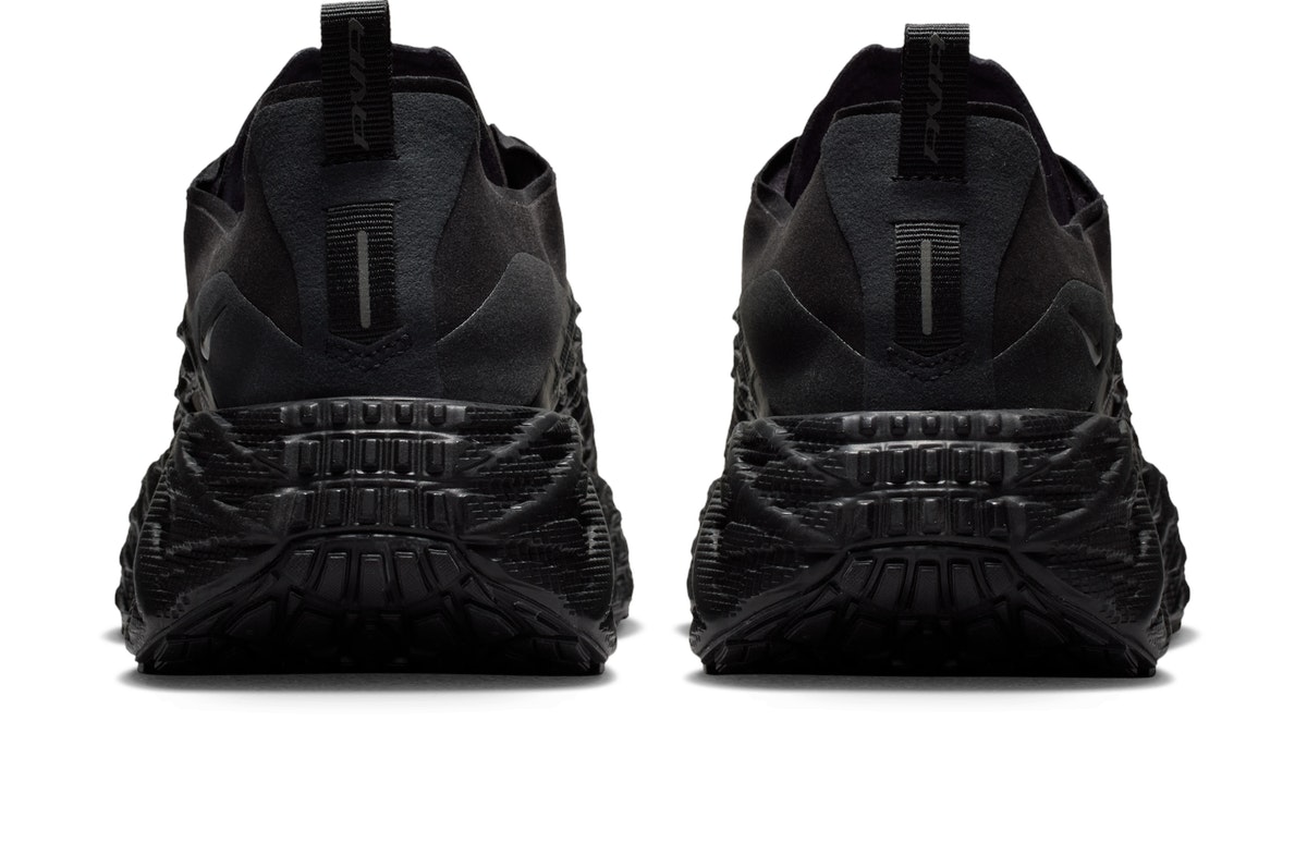 Nike Ava Edge Black