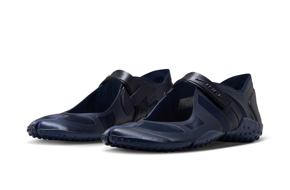 NikeSKIMS Rift Satin Navy
