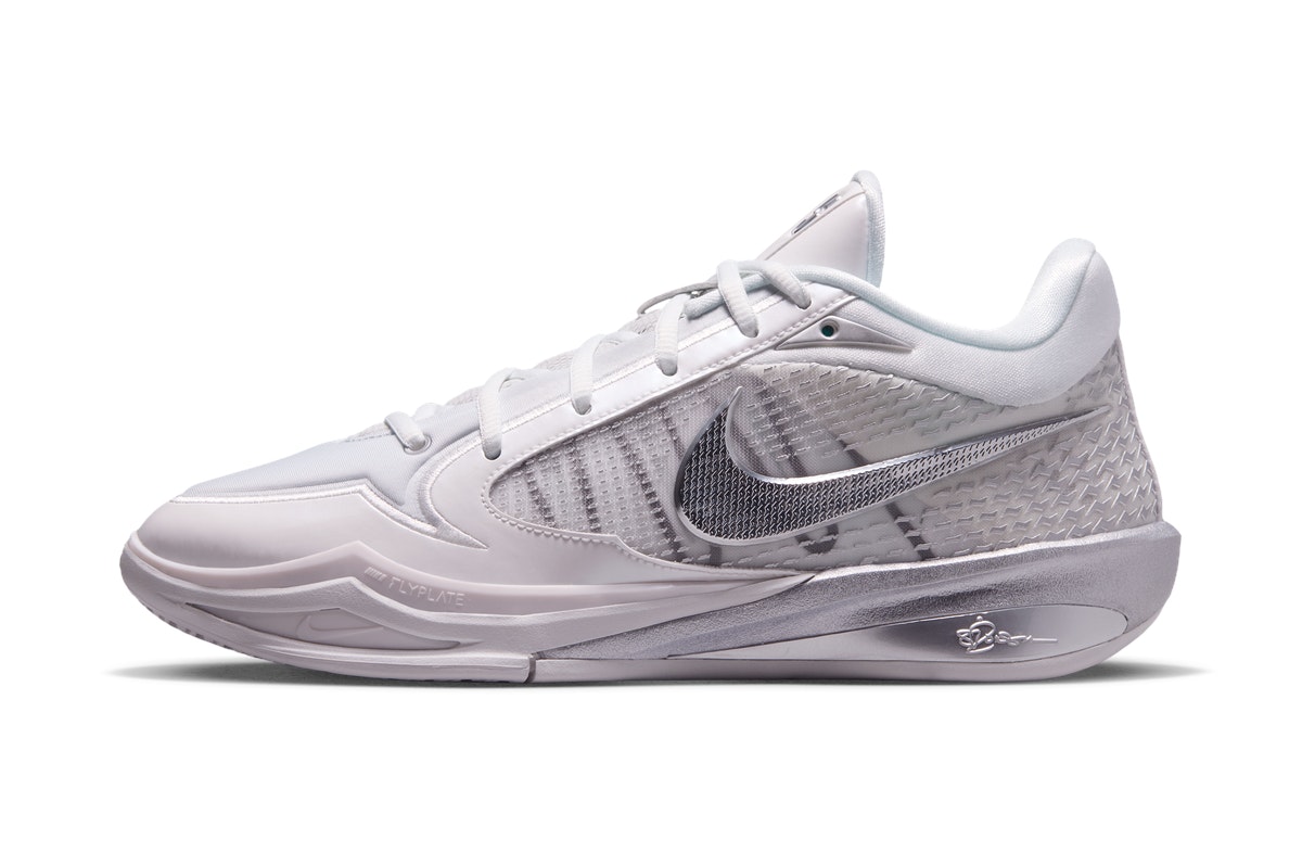 Nike Sabrina 4 Light Work Nike Sabrina 4 Light Work