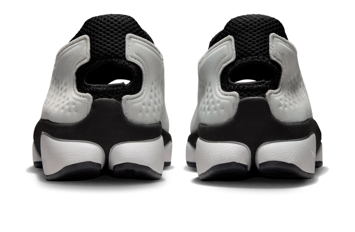 Nike Rift2 Metallic Silver Nike Rift2 Metallic Silver