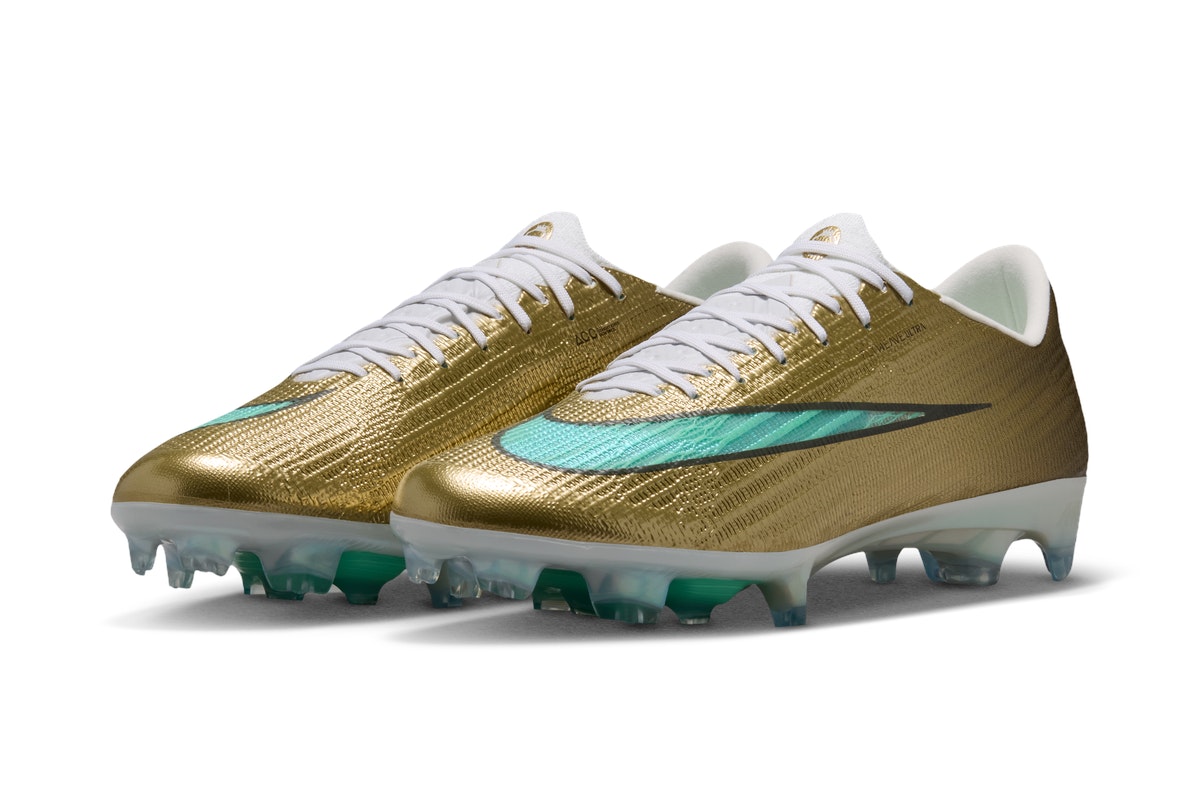 Kylian Mbappé x Nike Mercurial Superfly 11 Elite Metallic Gold